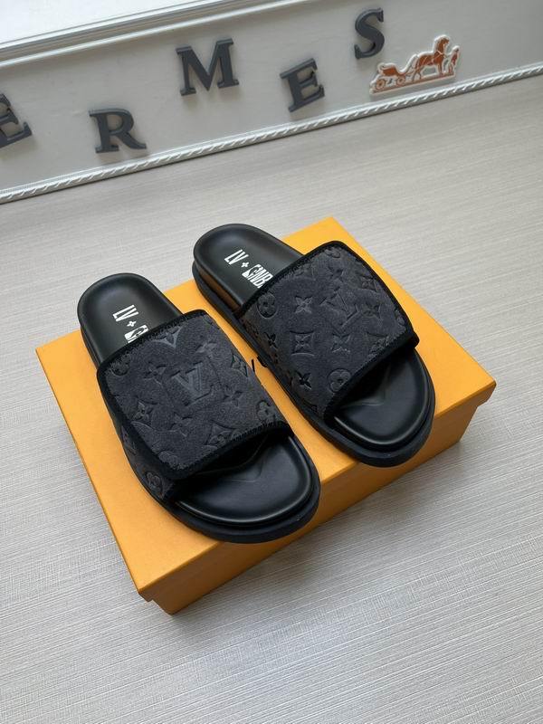 LV Men's Slippers 513